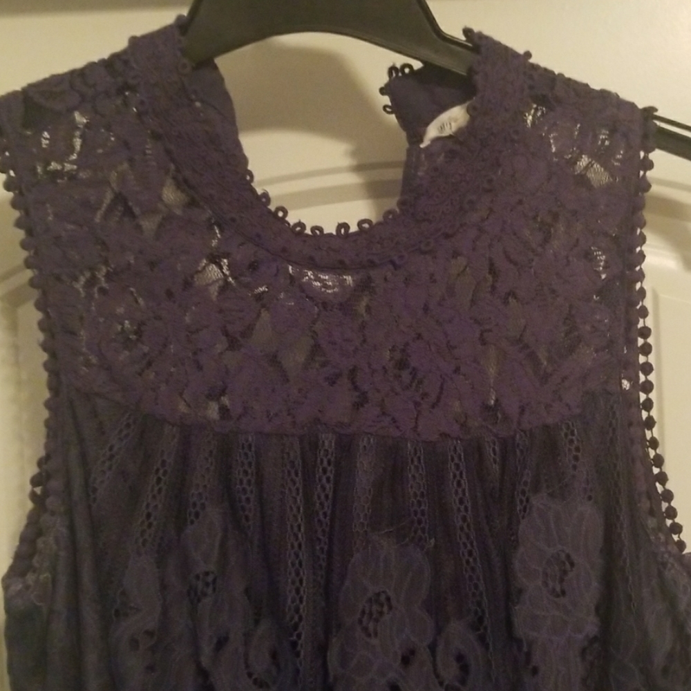 Dress - Picture 3 of 3